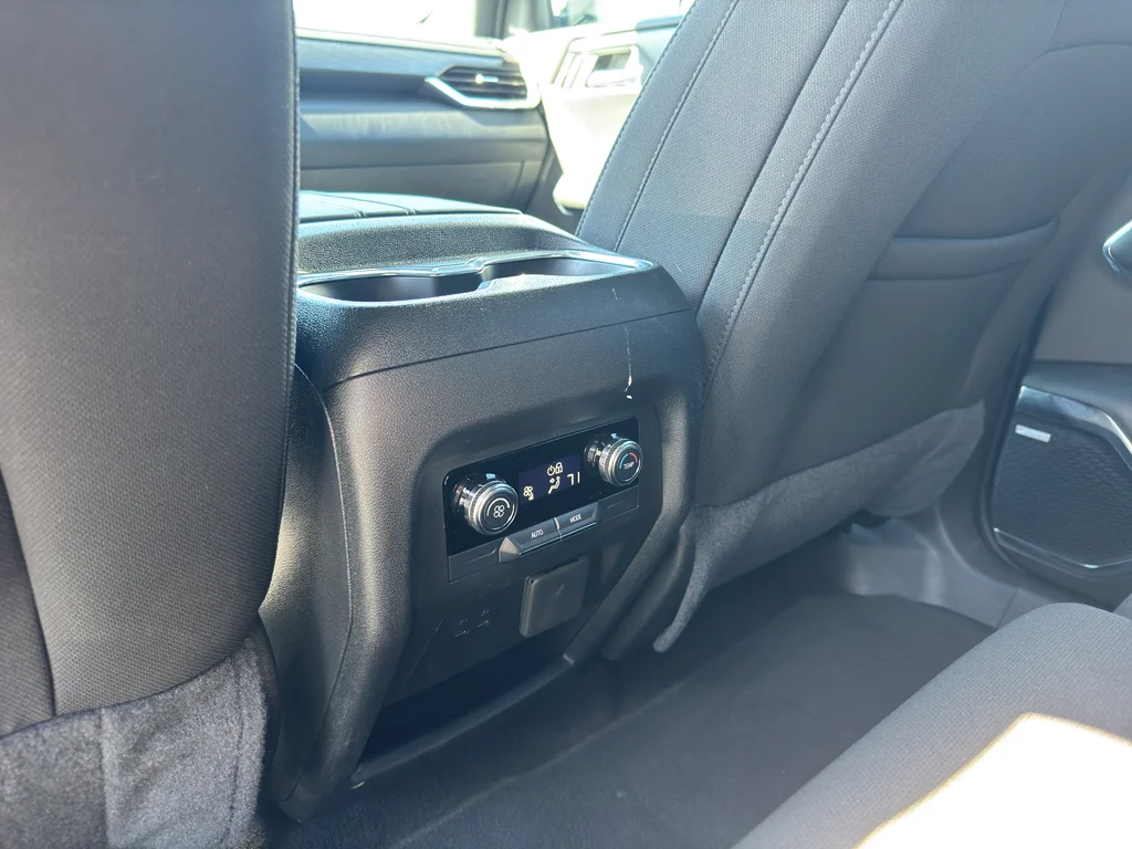 2025 GMC Acadia Elevation - Photo 23