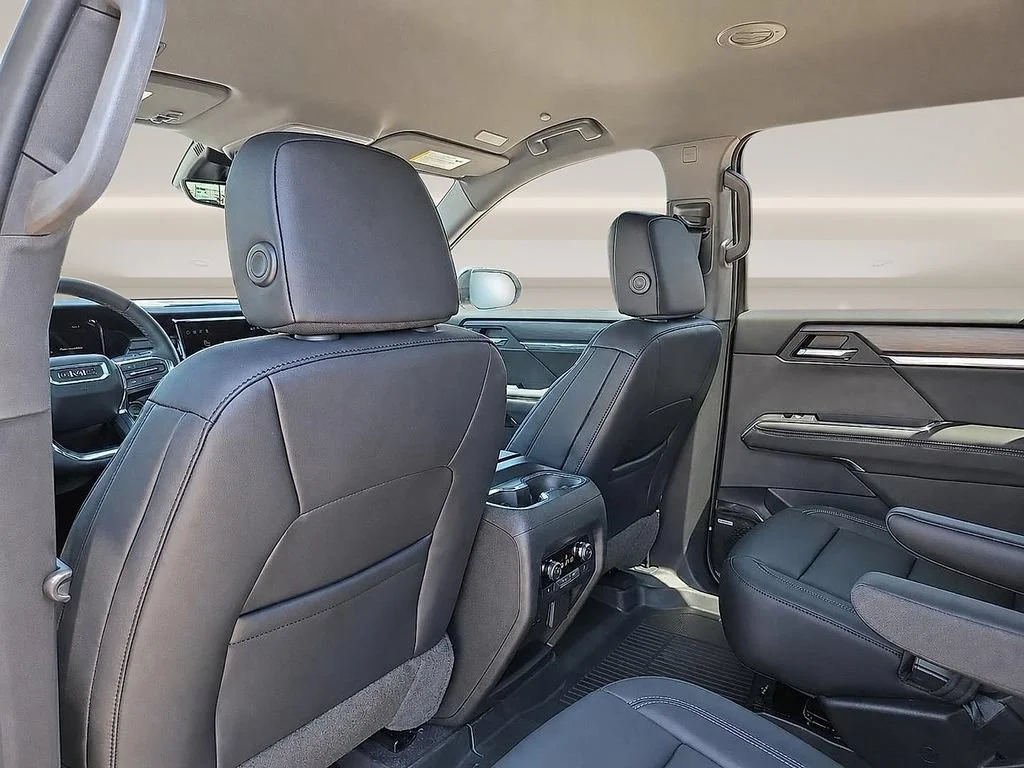 2026 GMC Acadia Elevation - Photo 10