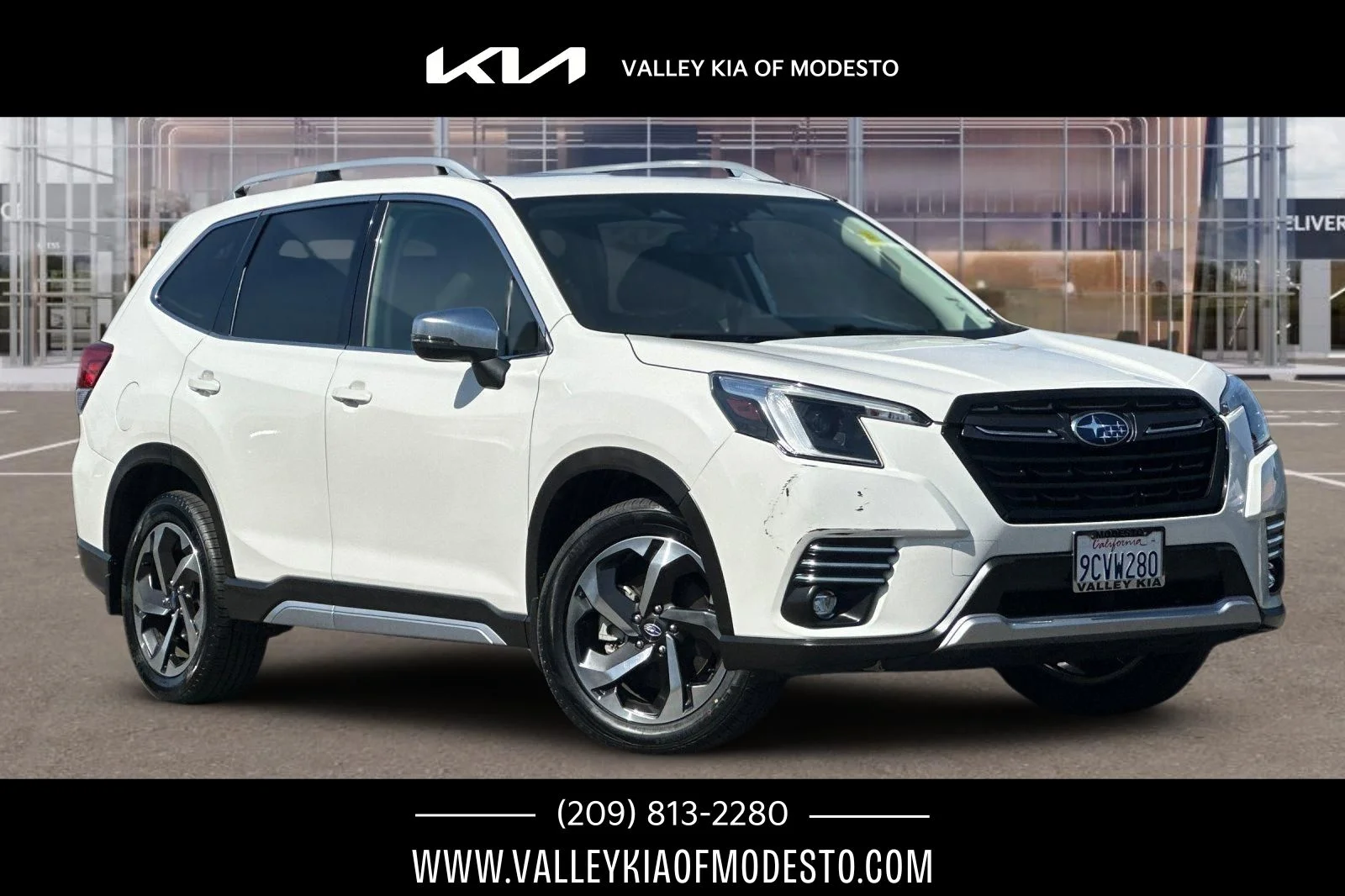 2022 Subaru Forester Touring's photo
