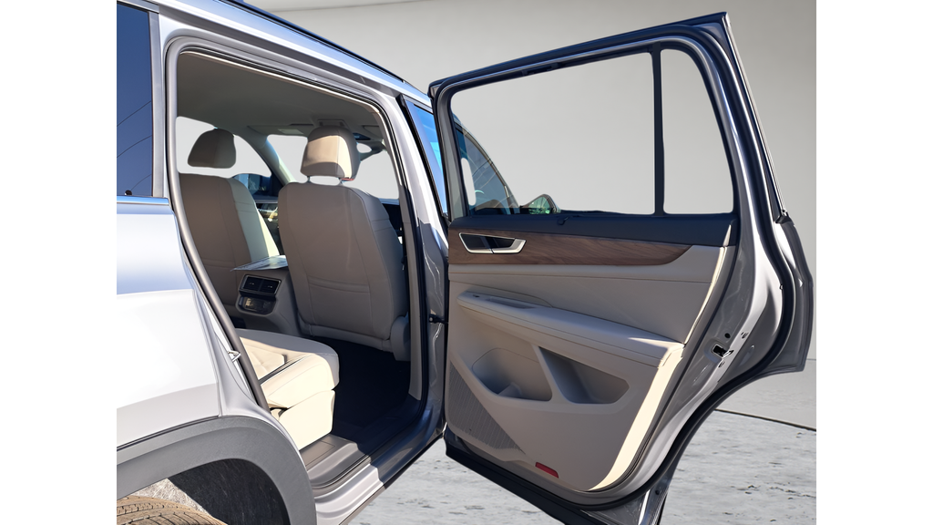 New 2026 Silver Volkswagen SE w/Technology image 11
