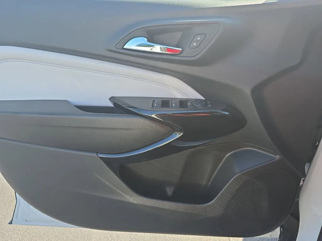 2026 Chevrolet Trax LT - Photo 28