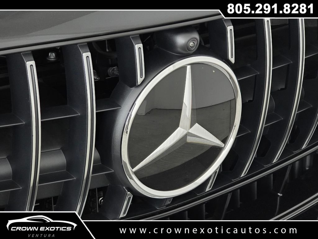 Used 2025  Mercedes-Benz S E Performance image 17