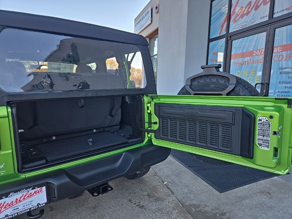 New 2026 Mojito Clear-Coat Exterior Paint Jeep Sport image 82