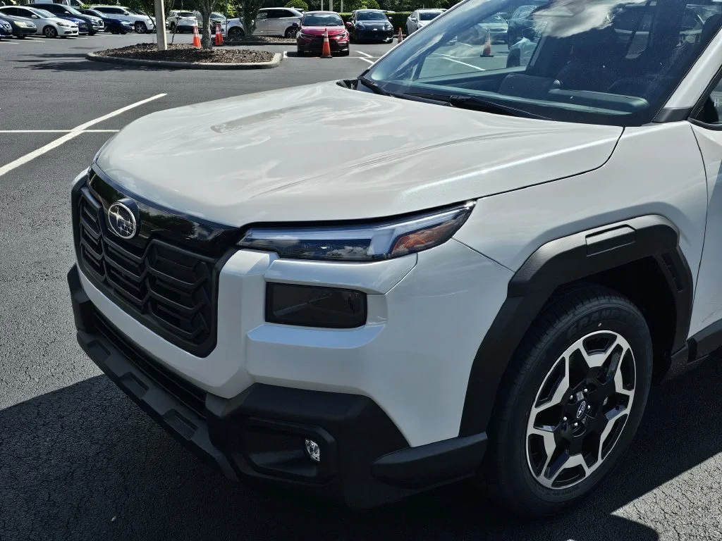New 2026 CRYSTAL WHITE PEARL Subaru Touring image 6