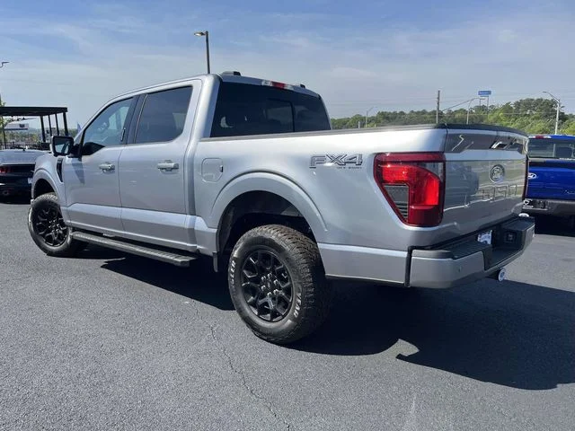 New 2026 Iconic Silver Metallic Ford XLT image 4