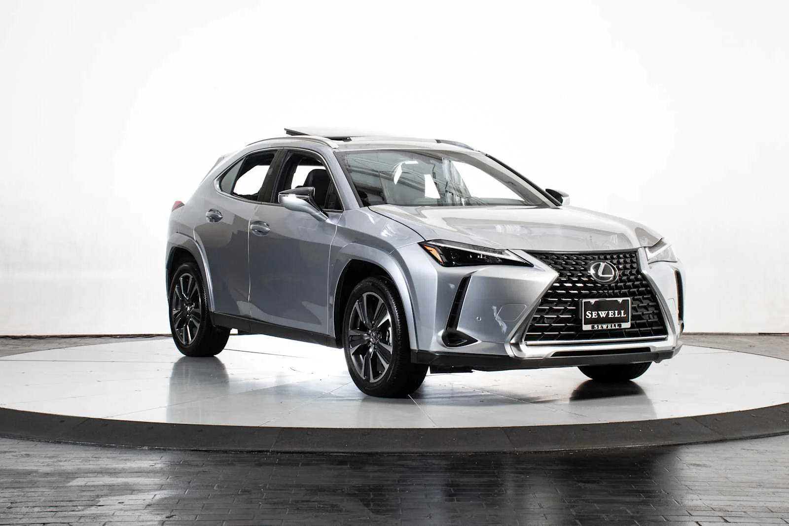 Certified Used 2024 IRIDIUM Lexus Premium image 8