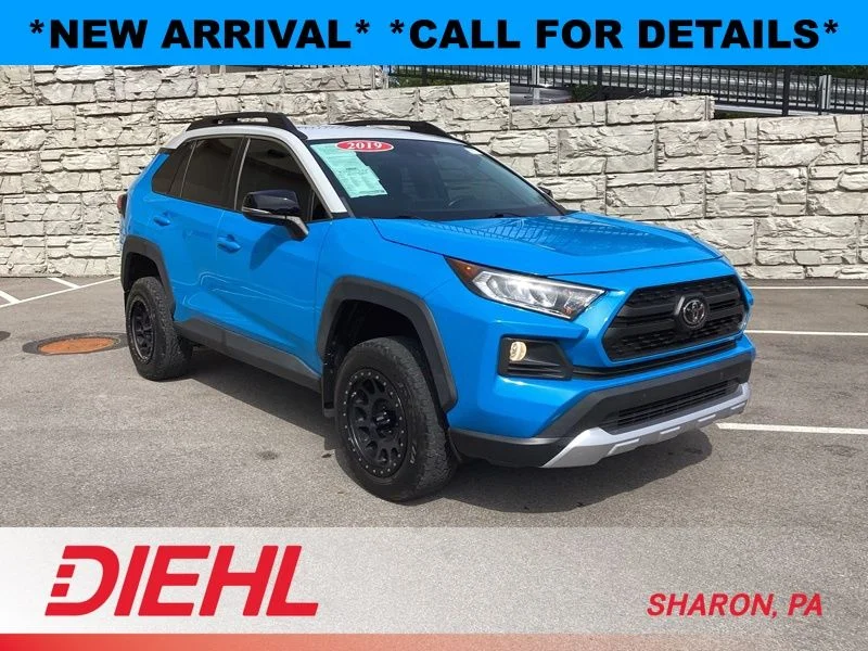 Used 2019 Blue Toyota Adventure image 1