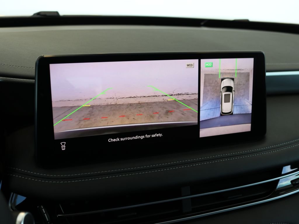 Certified Used 2023 Silver INFINITI LUXE image 12