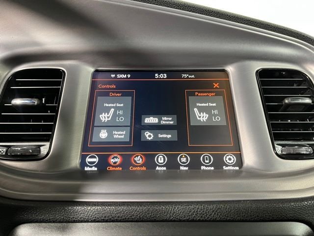 Used 2023 Black Dodge SXT image 29