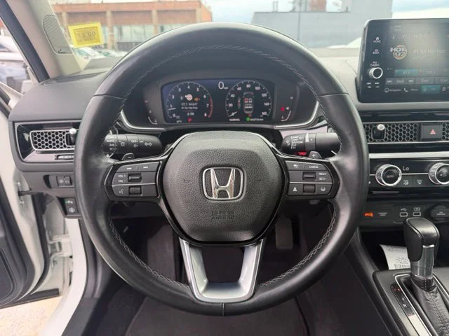 Used 2024 White Honda Touring image 21
