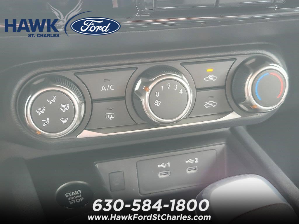 Used 2025 Super Black Nissan SV image 15