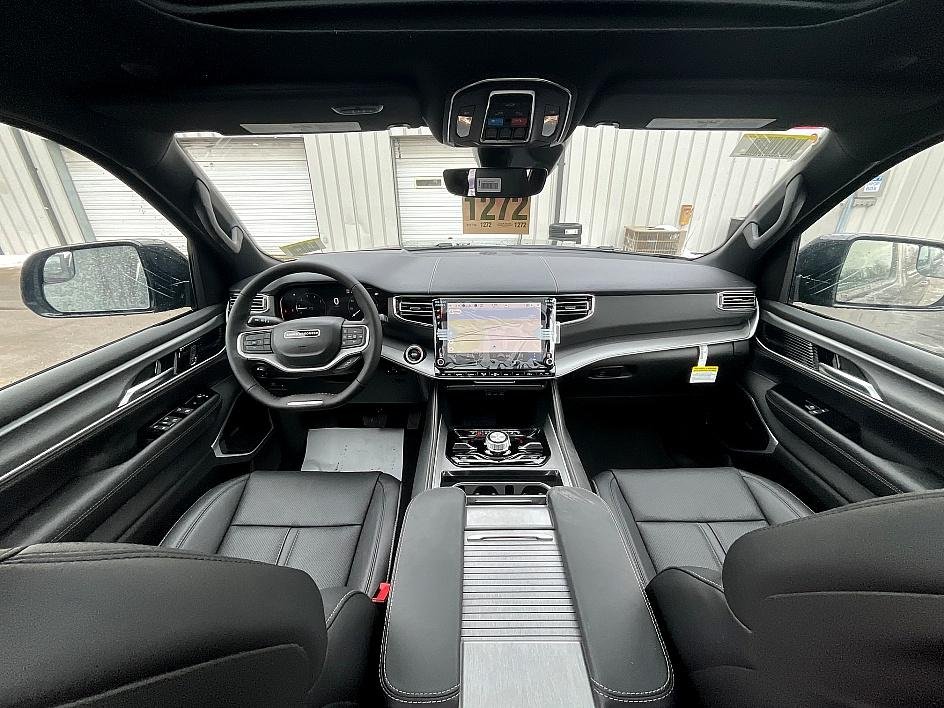 2026 Jeep Grand Wagoneer Limited Reserve - Photo 30