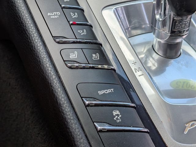 2015 Porsche Panamera Base - Photo 28