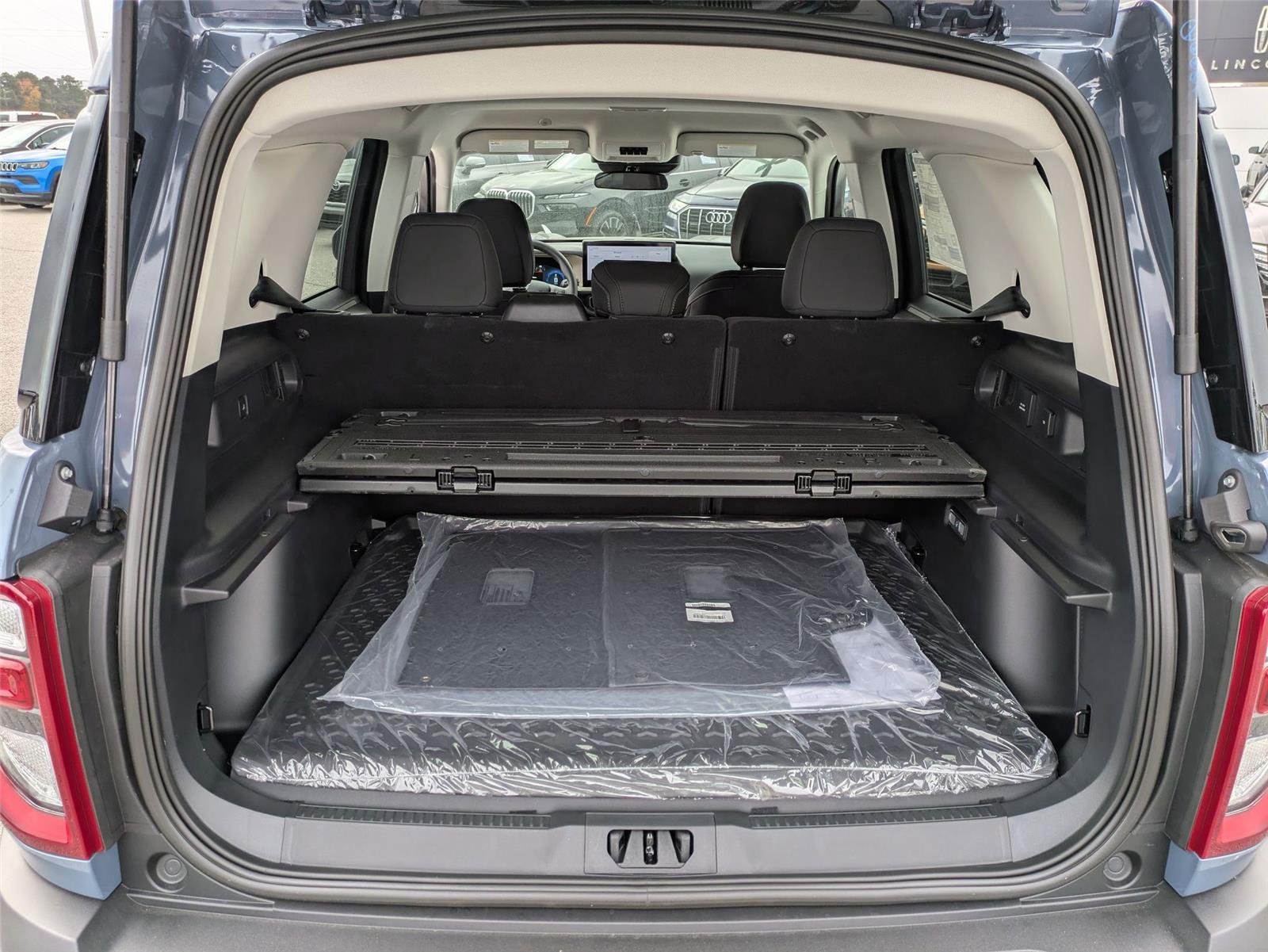 New 2025 Azure Gray Metallic Tri-Coat Ford Big Bend® image 27