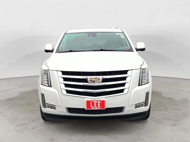 Used 2020 Crystal White Cadillac Luxury image 8