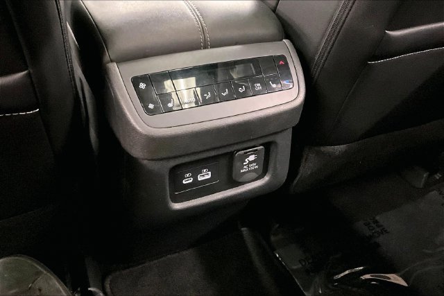 Used 2024 Scarlet Ember Nissan SL image 34