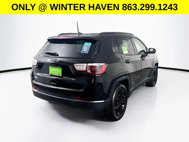 Used 2019 Black Jeep Latitude image 7