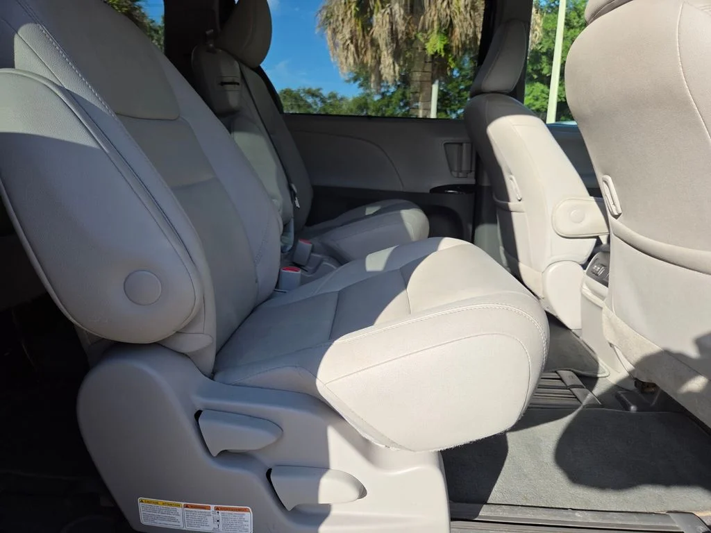 Certified Used 2020 Black Toyota XLE image 17