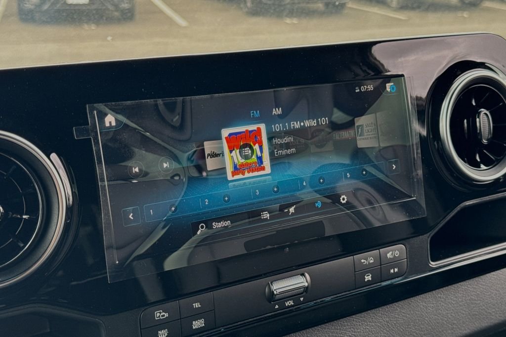 Used 2024 Gray Mercedes-Benz Cargo 170 WB image 17