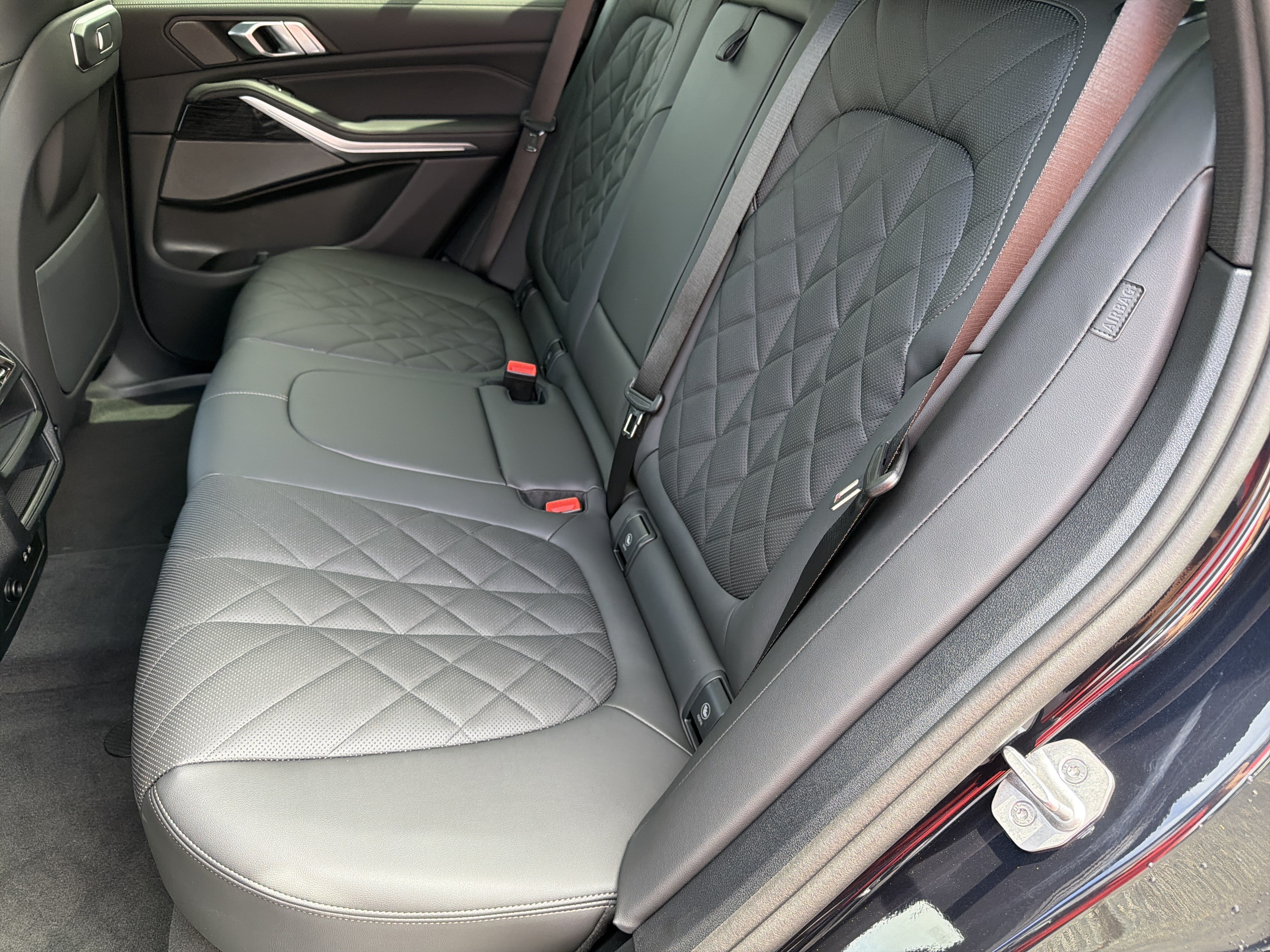 New 2026 Carbon Black Metallic BMW sDrive40i image 20