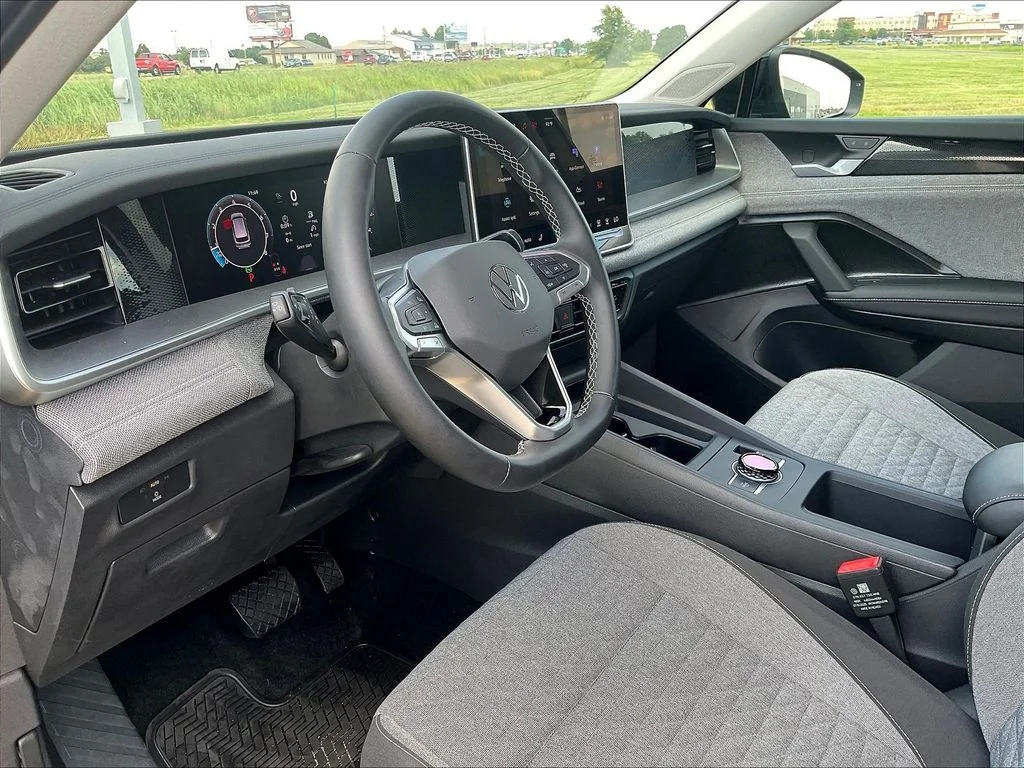 New 2026 Black Volkswagen 2.0T S image 25