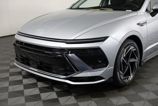 New 2026 Silver Hyundai SEL Sport image 55