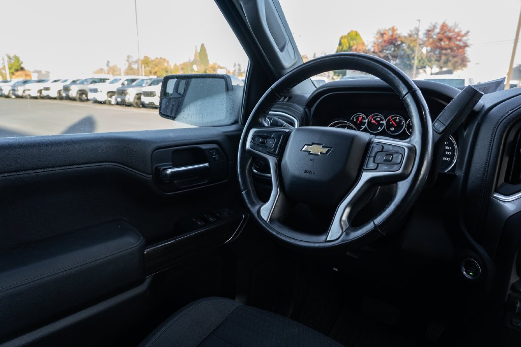 Used 2019 Blue Chevrolet LT image 11