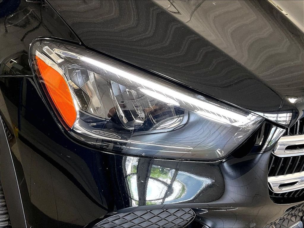 Used 2025 Black Mercedes-Benz GLE 350 image 33
