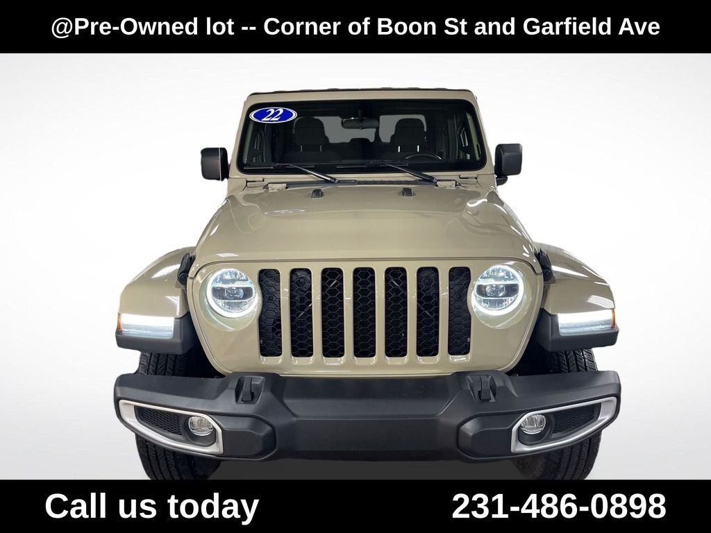 Used 2022 Beige Jeep Sport image 8