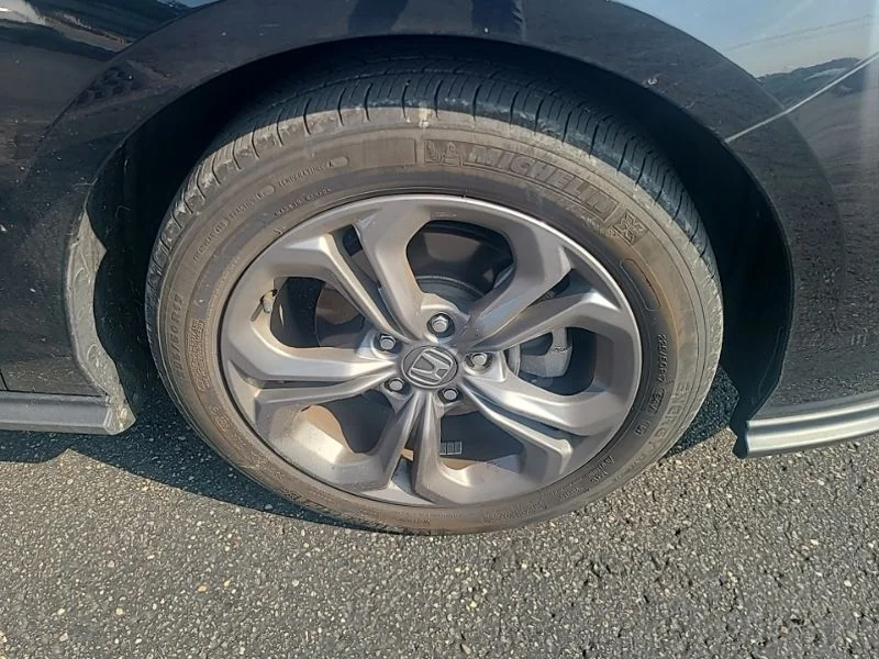 Used 2024  Honda EX image 6