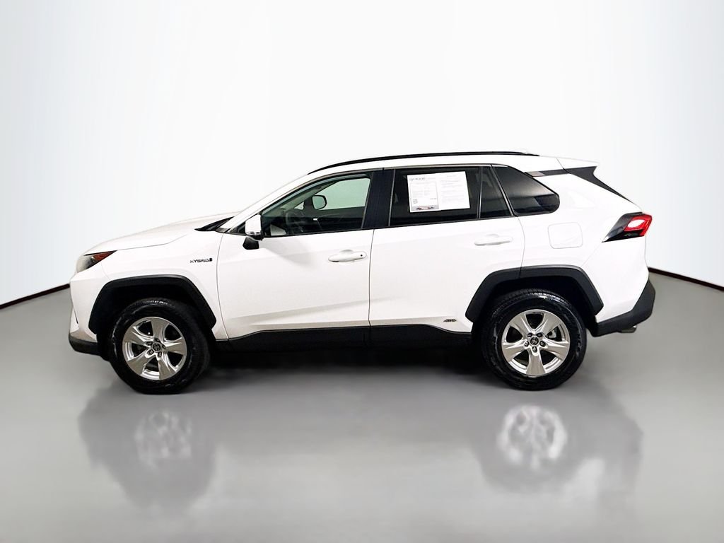 Used 2020 Super White Toyota Hybrid LE image 4