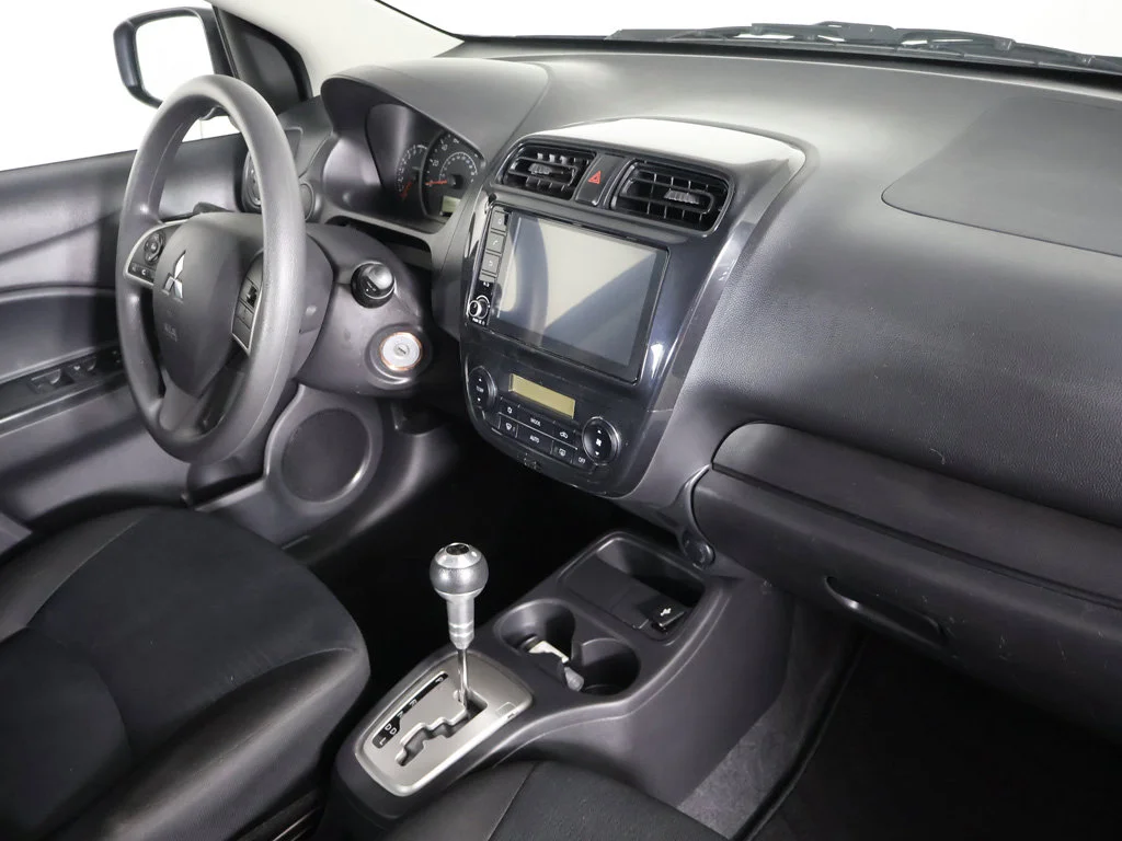 Used 2024 Black Mitsubishi ES image 25
