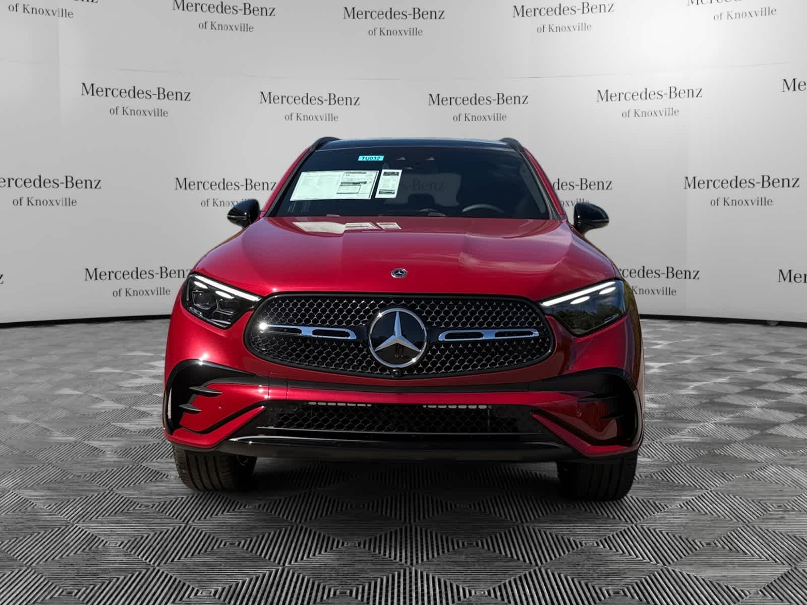 New 2027 MANUFAKTUR Patagonia Red Metallic Mercedes-Benz GLC 300 image 8