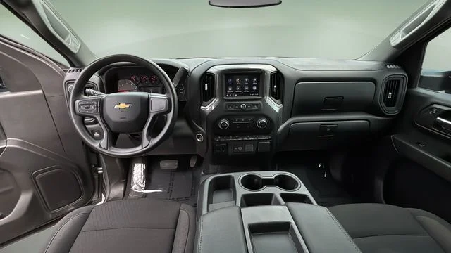 Used 2025 Gray Chevrolet Custom image 17