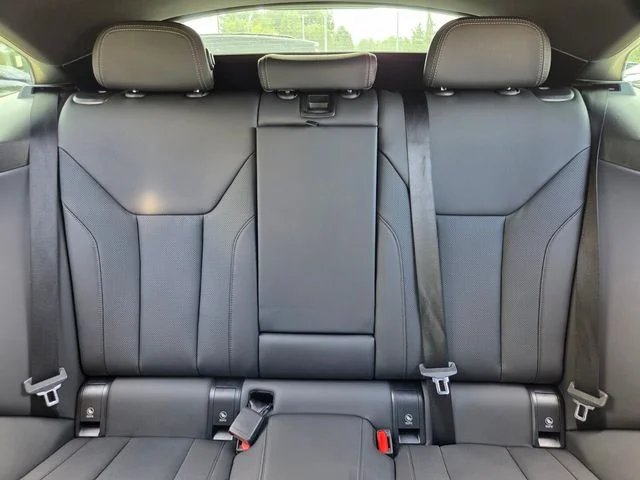 Used 2023 White BMW eDrive40 image 15