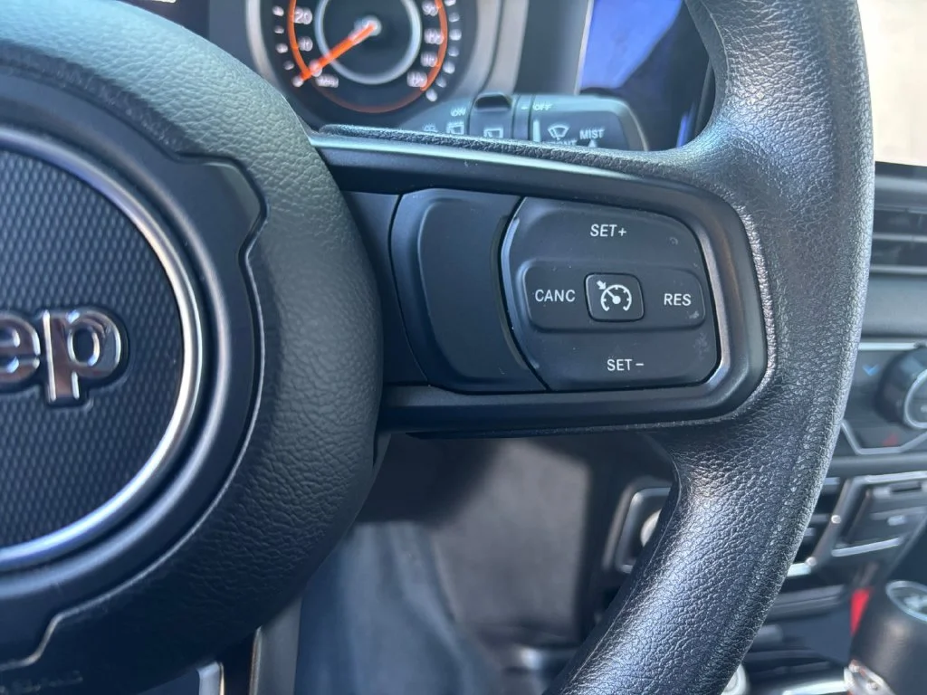 Used 2026 White Jeep Sport image 33