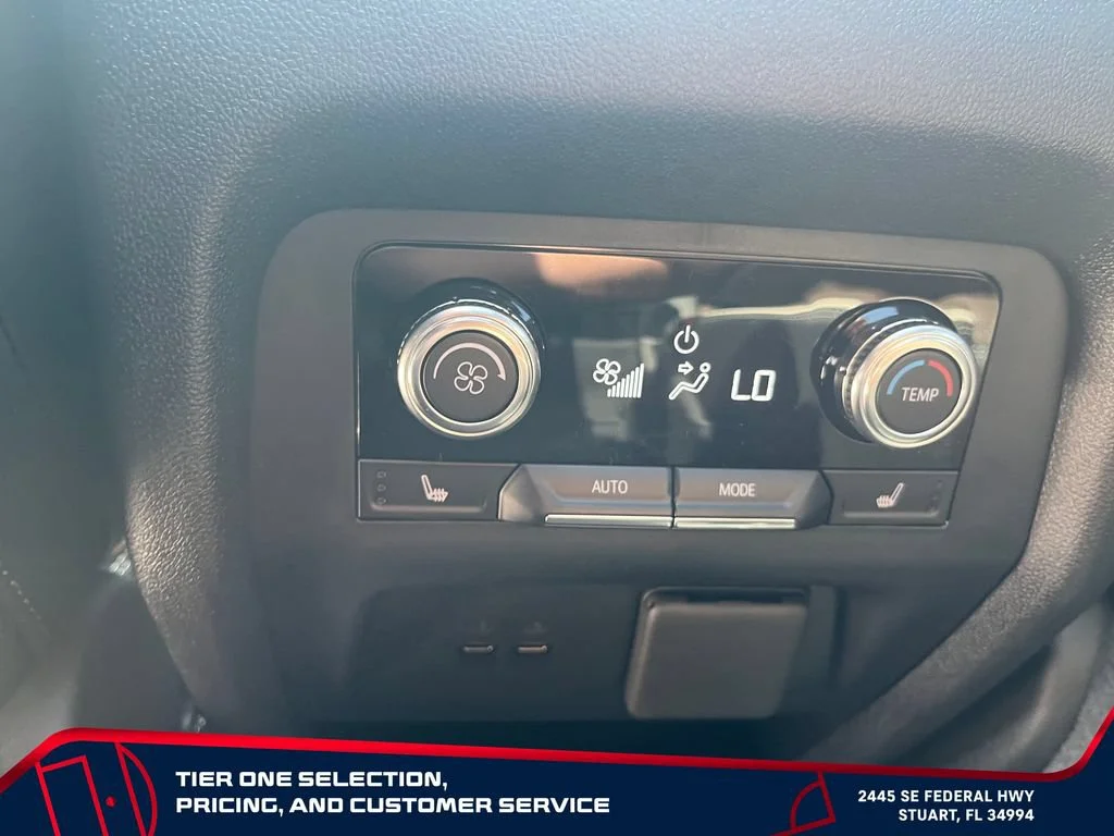 New 2026 Glacier White Tricoat GMC Denali Ultimate image 35