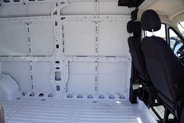 New 2026 Bright White Clear-Coat Exterior Paint RAM High Roof image 14