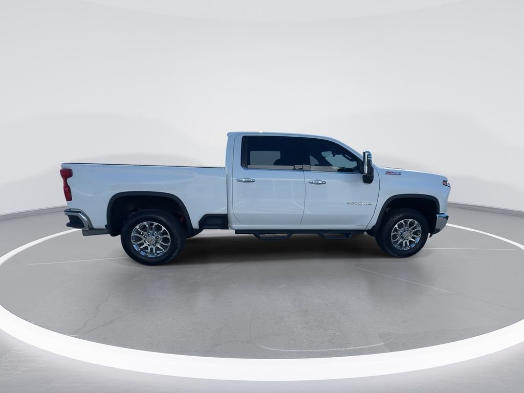 Used 2024 White Chevrolet LTZ image 9