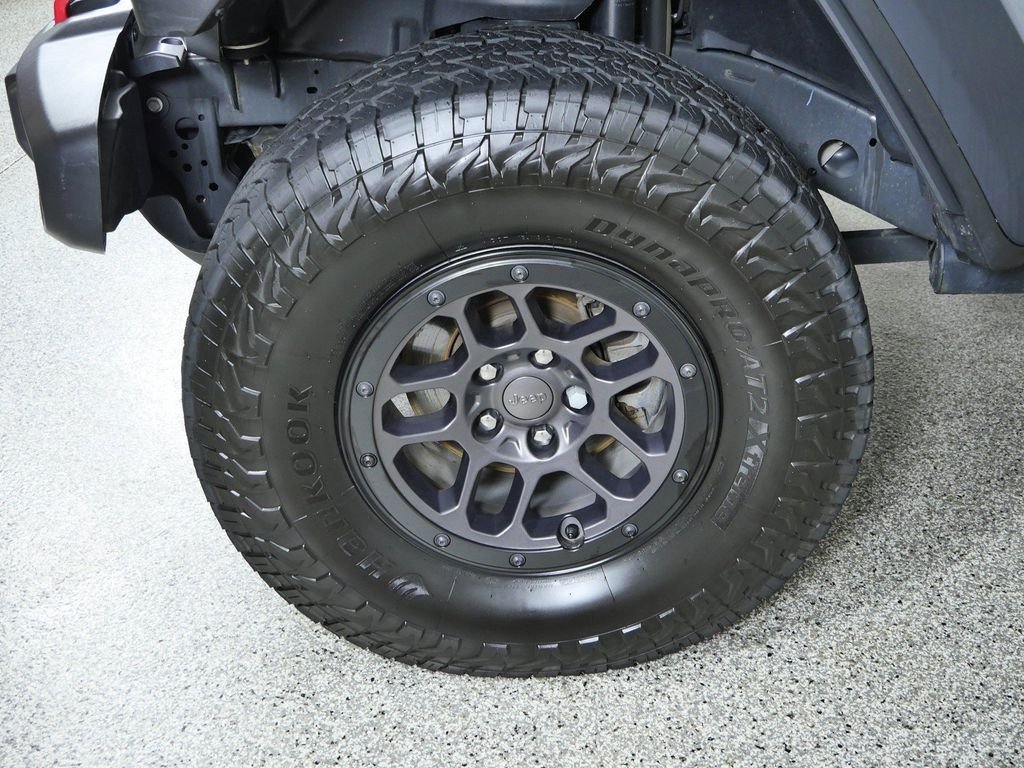 Used 2023 Gray Jeep Rubicon image 18