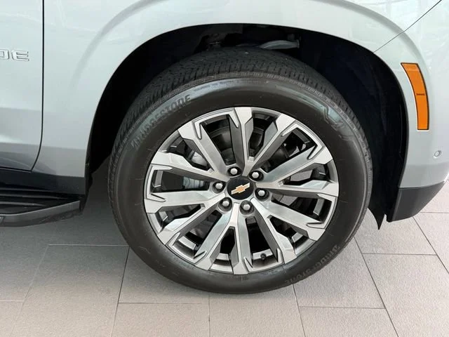 Certified Used 2025 Sterling Gray Metallic Chevrolet High Country image 17