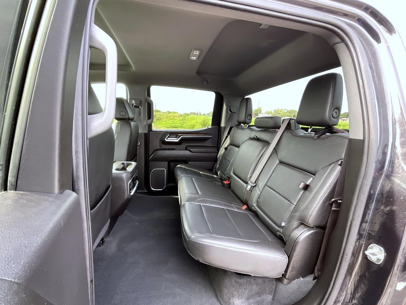 2022 GMC Sierra 1500 SLT - Photo 19