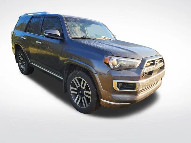 Used 2021  Toyota Limited image 8