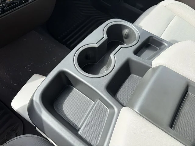 New 2026 White GMC SLE image 17