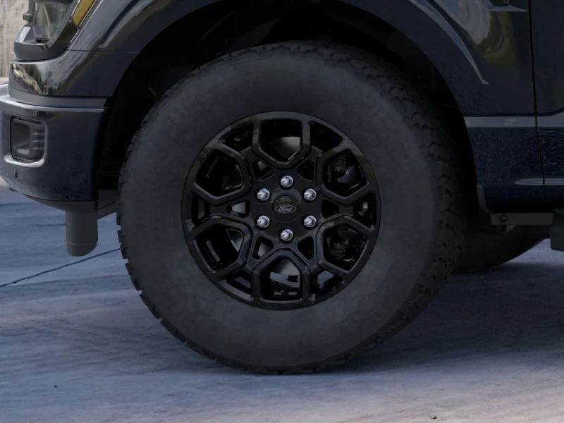 New 2026 Agate Black Metallic Ford XLT image 19