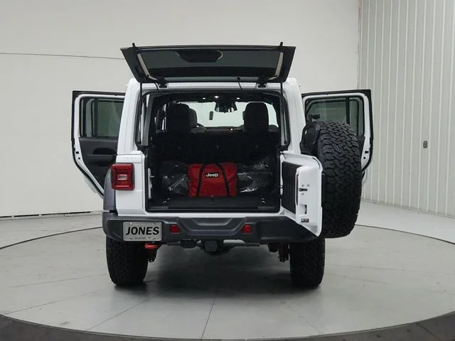 New 2026 Bright White Clearcoat Jeep Rubicon image 14
