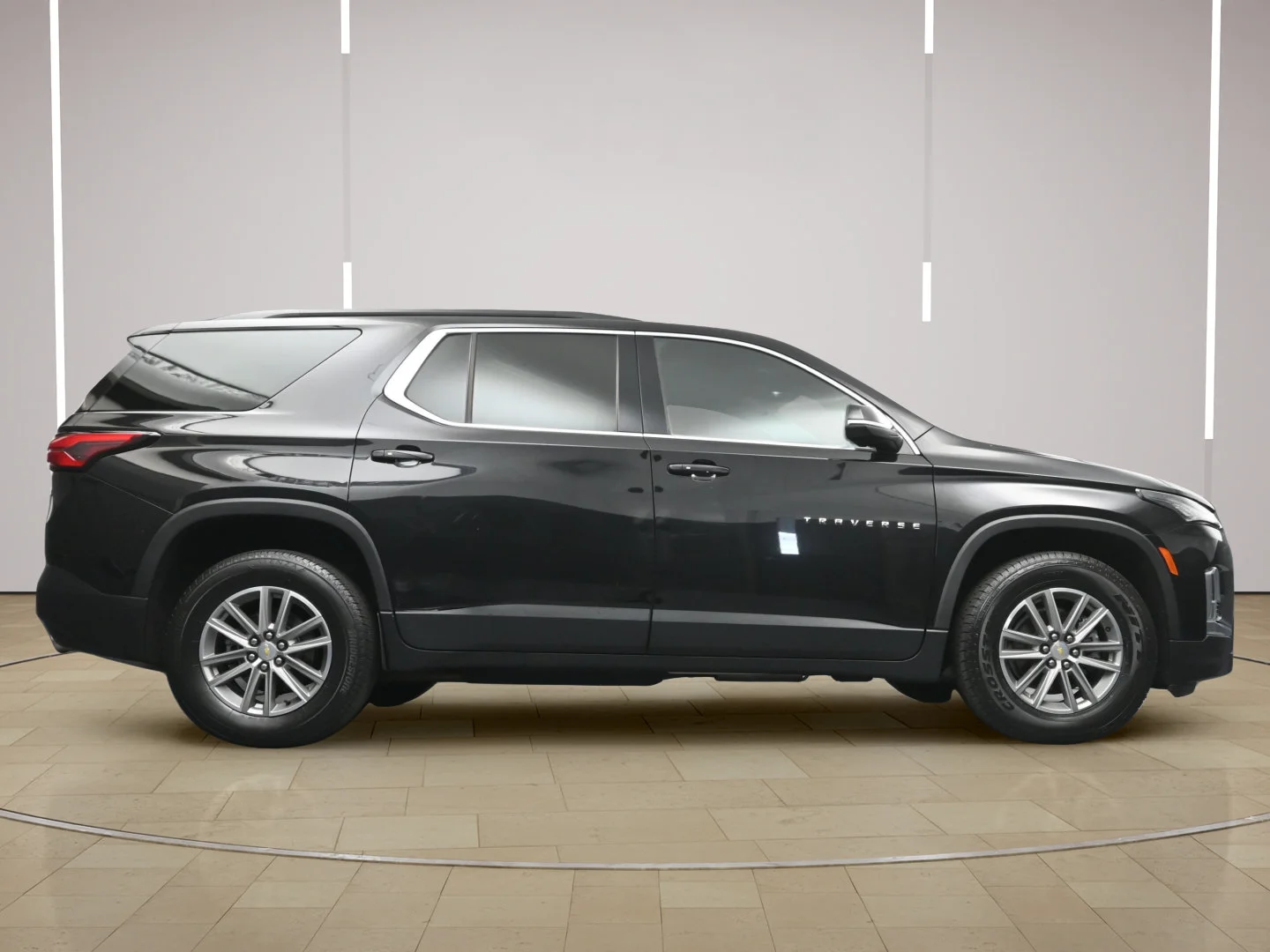 Used 2023 Mosaic Black Metallic Chevrolet LT Cloth image 26