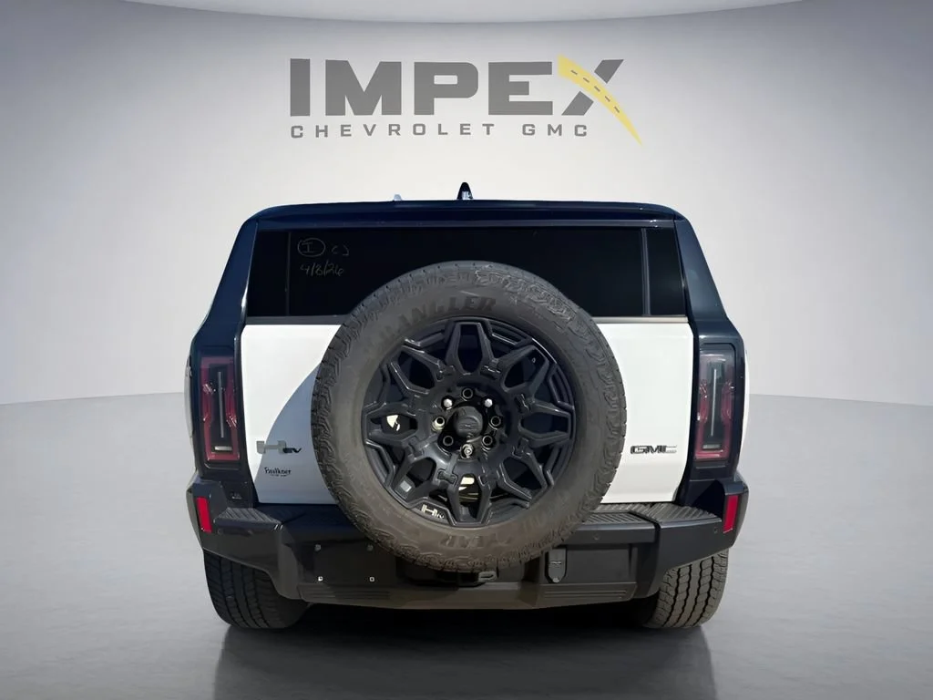 Used 2025 Interstellar White GMC 2X image 3