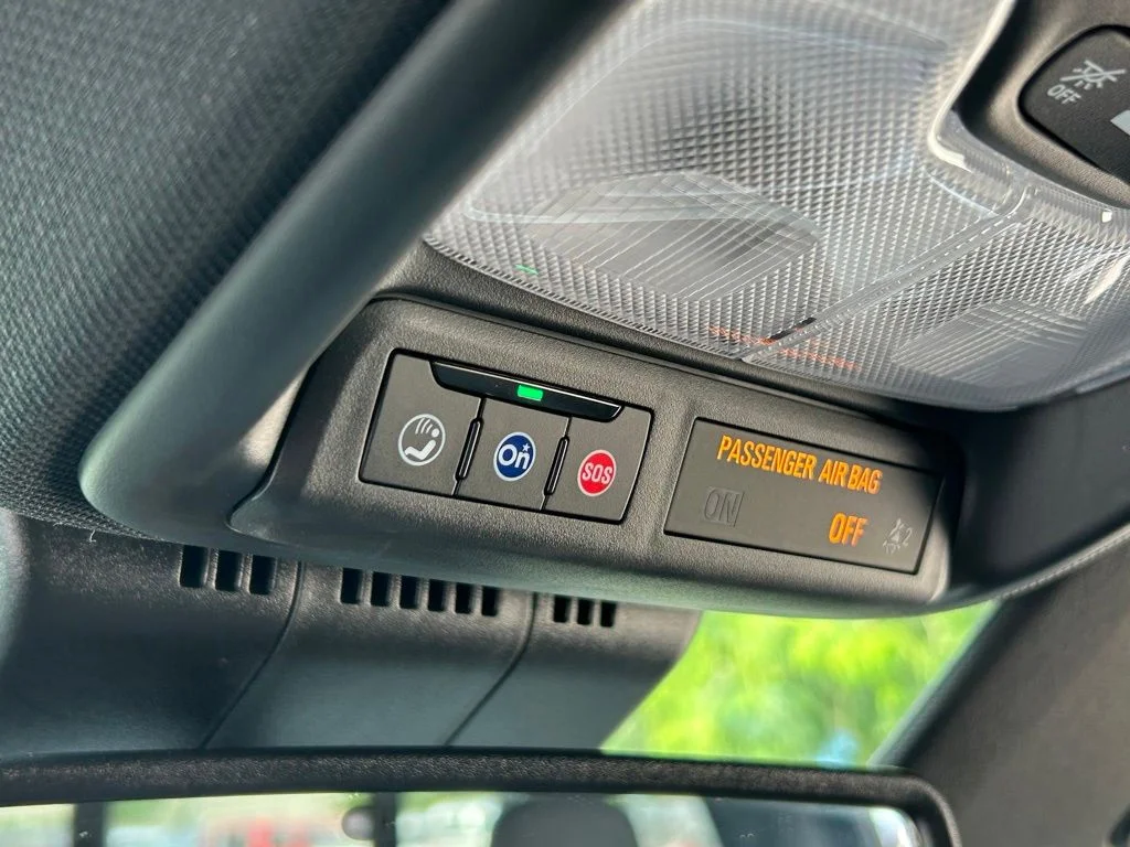 Used 2025 Gray Chevrolet LT image 28