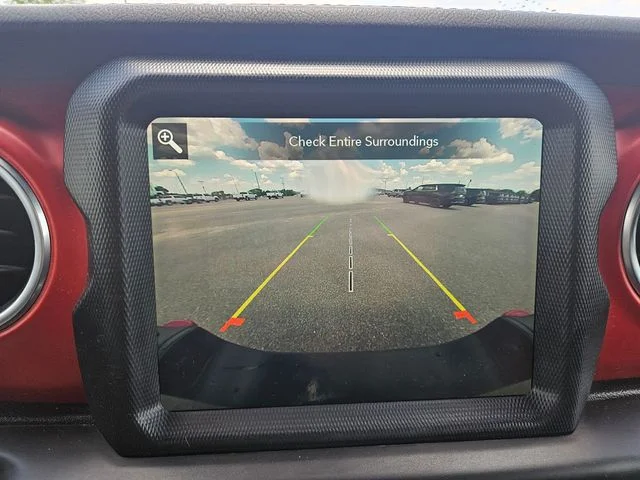 Used 2020 Gray Jeep Rubicon image 20